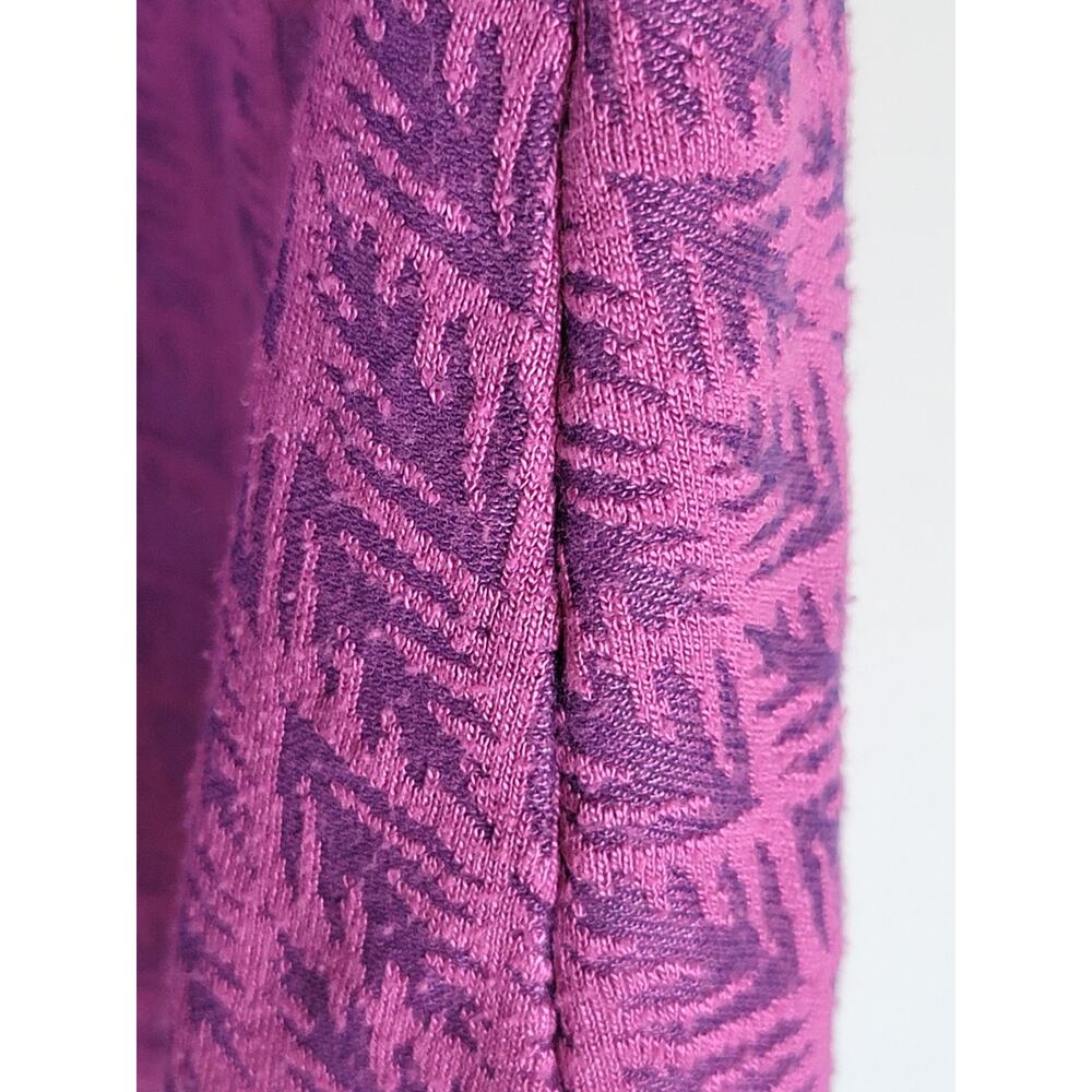 LuLaRoe Purple Feathers Short Sleeve Tunic Top Women's Size Large High-Low Hem - Picture 7 of 9